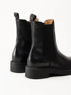 Rosa Negra - Svarta chelsea boots i skinn