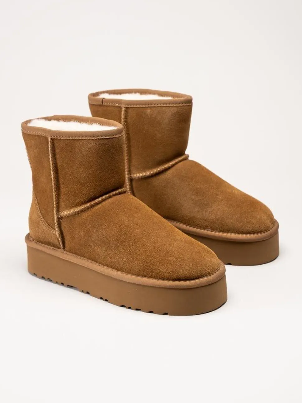 Rugged Gear - Bondi Low plateau - Ljusbruna ullfodrade boots i mocka
