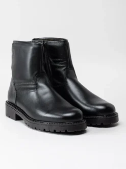 Sata - Svarta fårskinnsfodrade boots i skinn