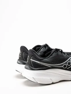 Saucony Original - Guide 19 - Svarta sneakers i textil