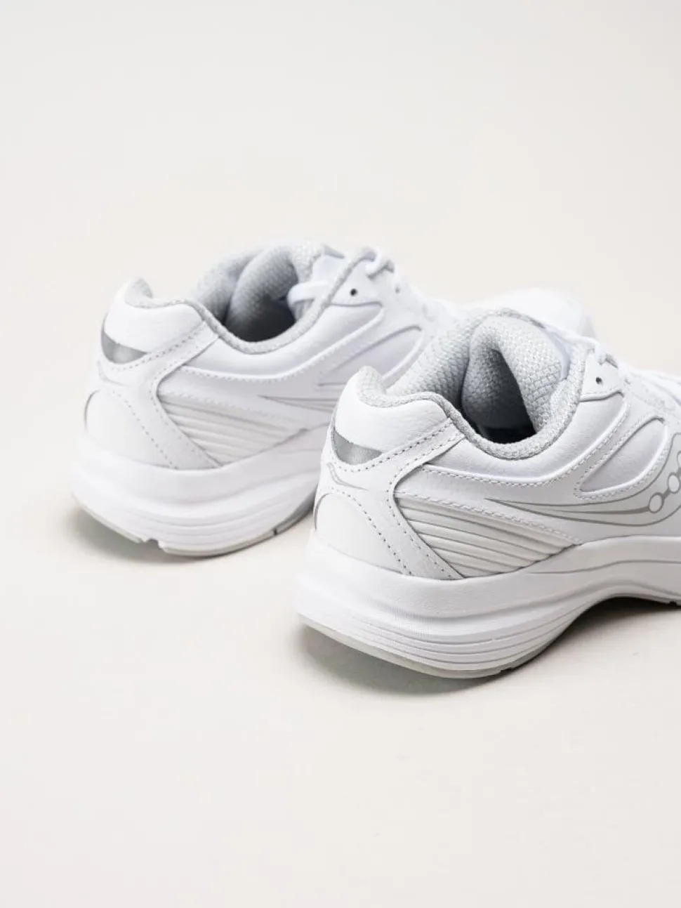 Saucony Original - Integrity Walker 3 leather - Vita sneakers i skinn