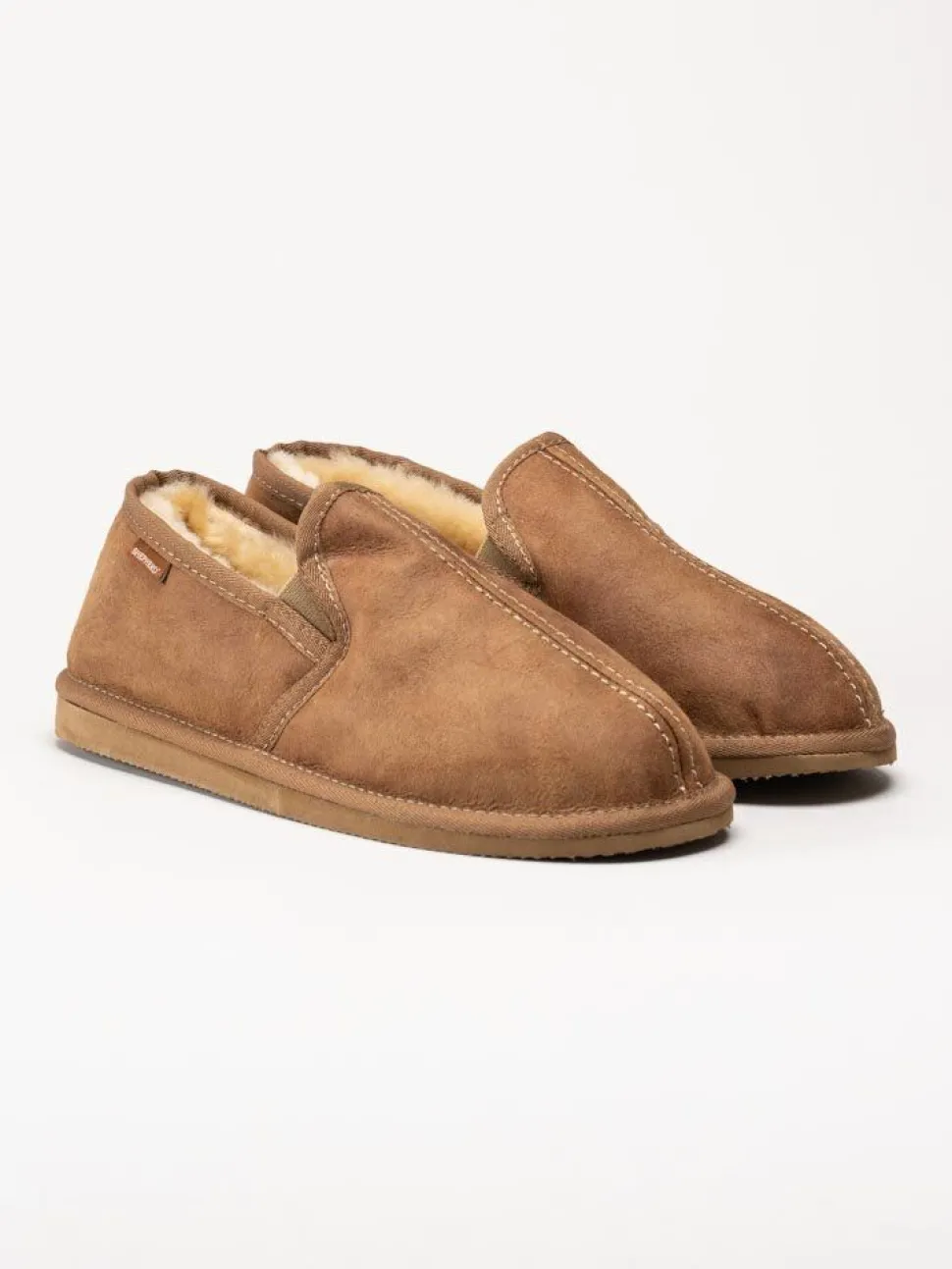 Shepherd - Bosse - Ljusbruna slip on fårskinnstofflor