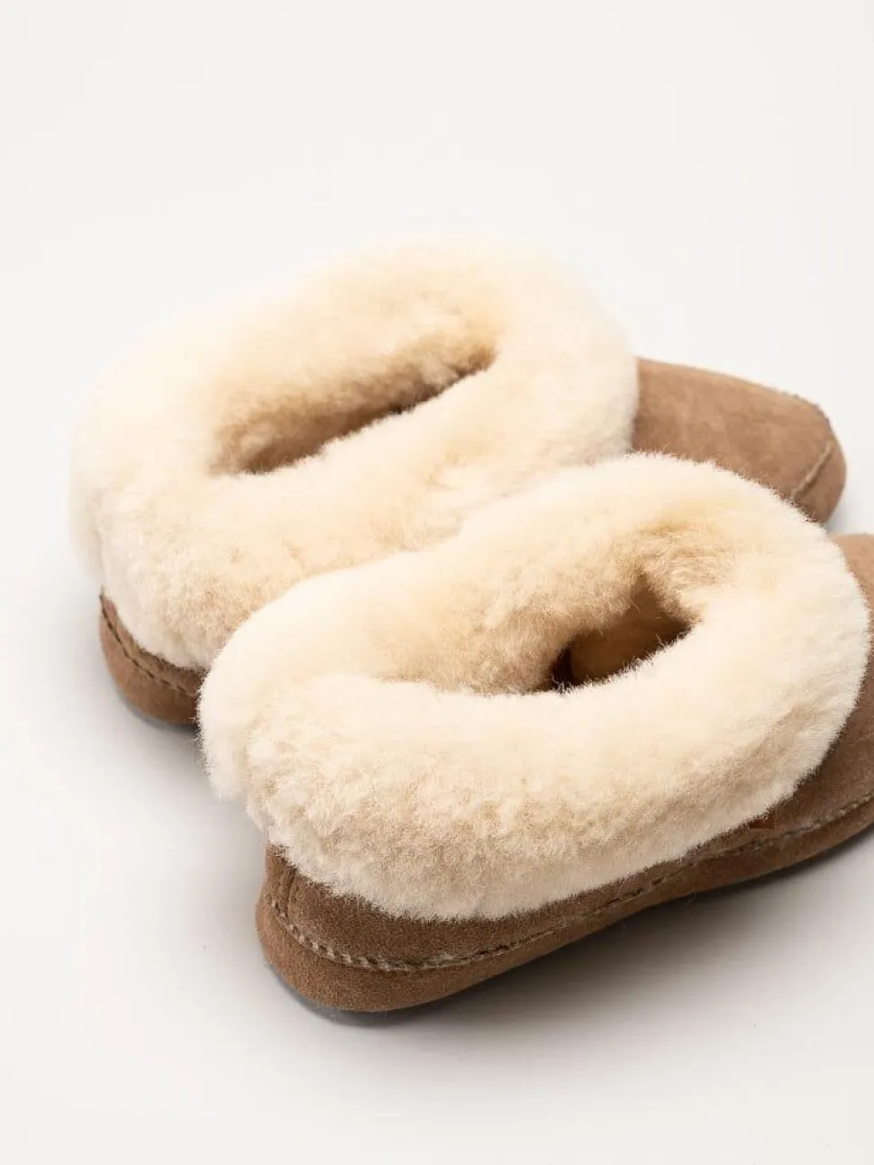 Shepherd - Emmy - Bruna slip on fårskinnstofflor