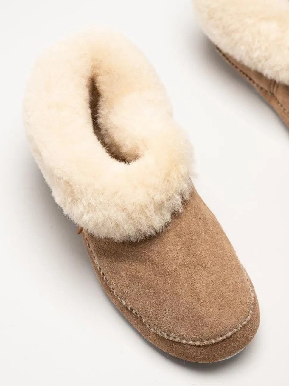Shepherd - Emmy - Bruna slip on fårskinnstofflor