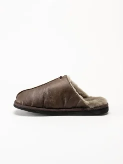 Shepherd - Hugo - Mörkbruna slip in fårskinnstofflor