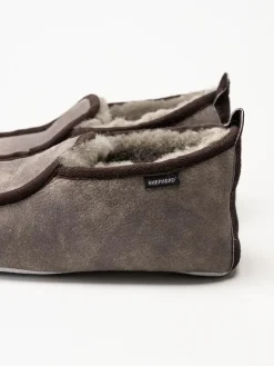 Shepherd - Malte - Bruna slip on fårskinnstofflor