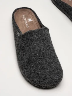 Shepherd - Samuel - Svarta slip in tofflor i ullblandning