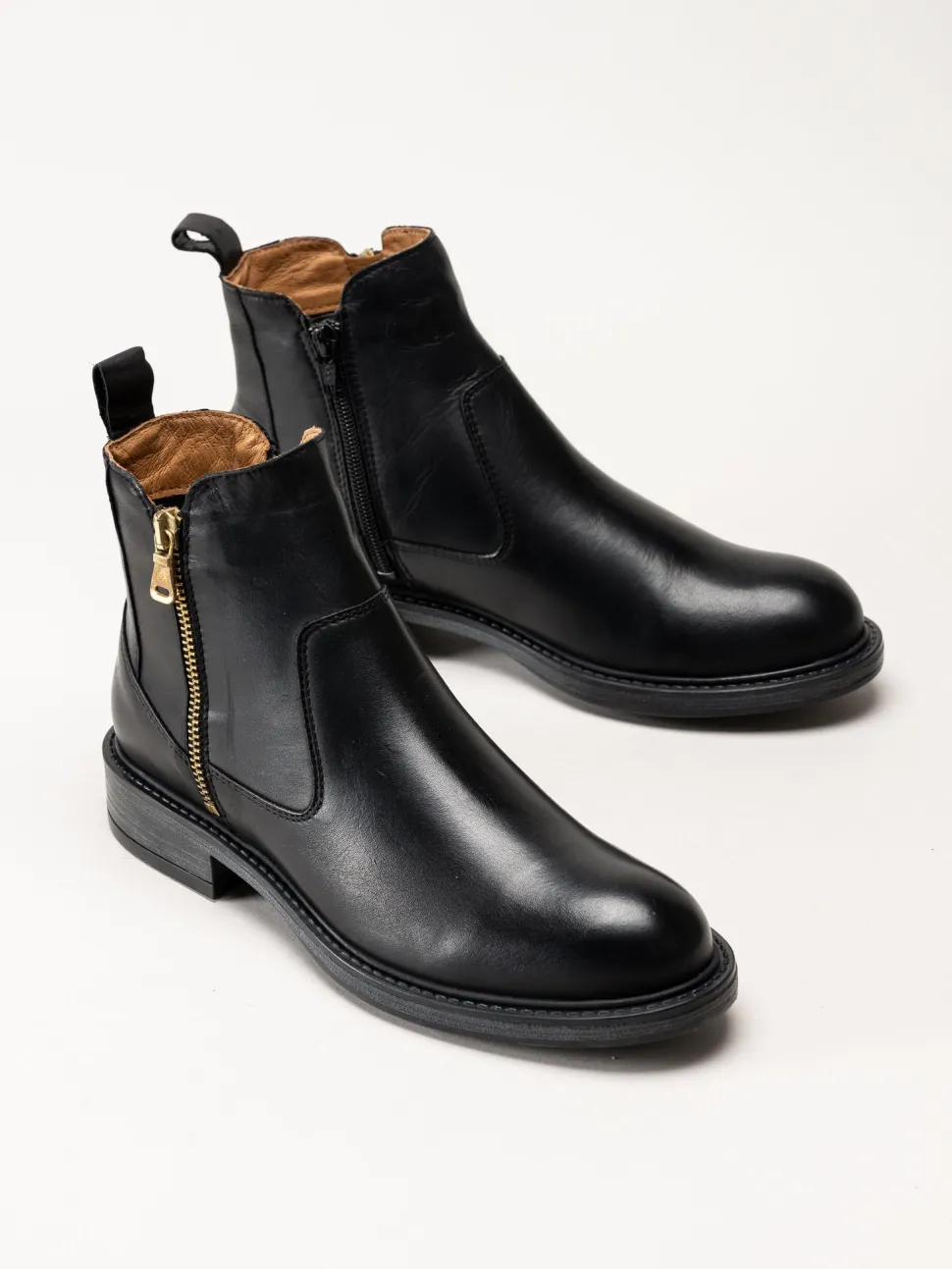 Shoedesign Copenhagen - Claudia - Svarta boots i skinn