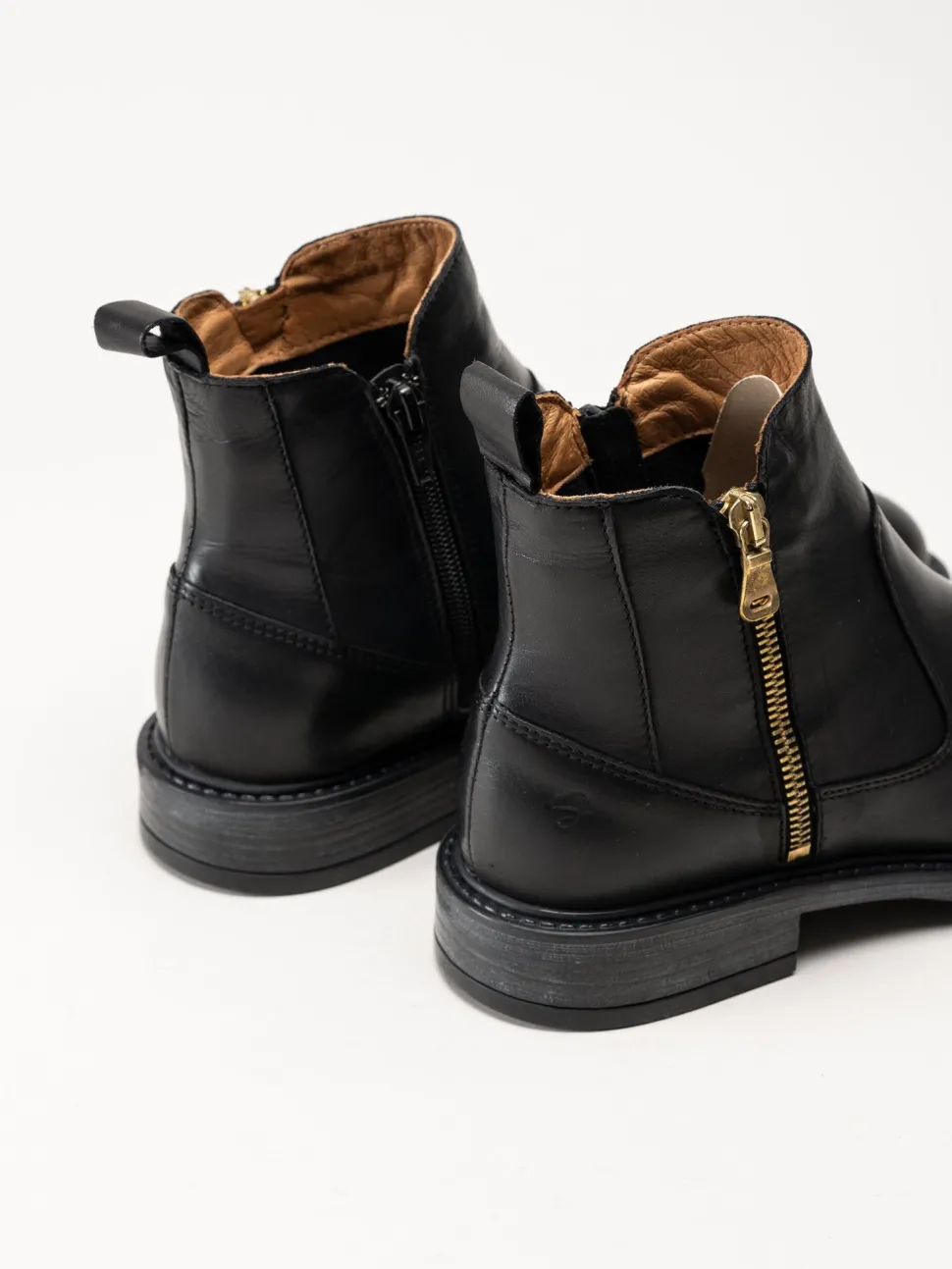 Shoedesign Copenhagen - Claudia - Svarta boots i skinn