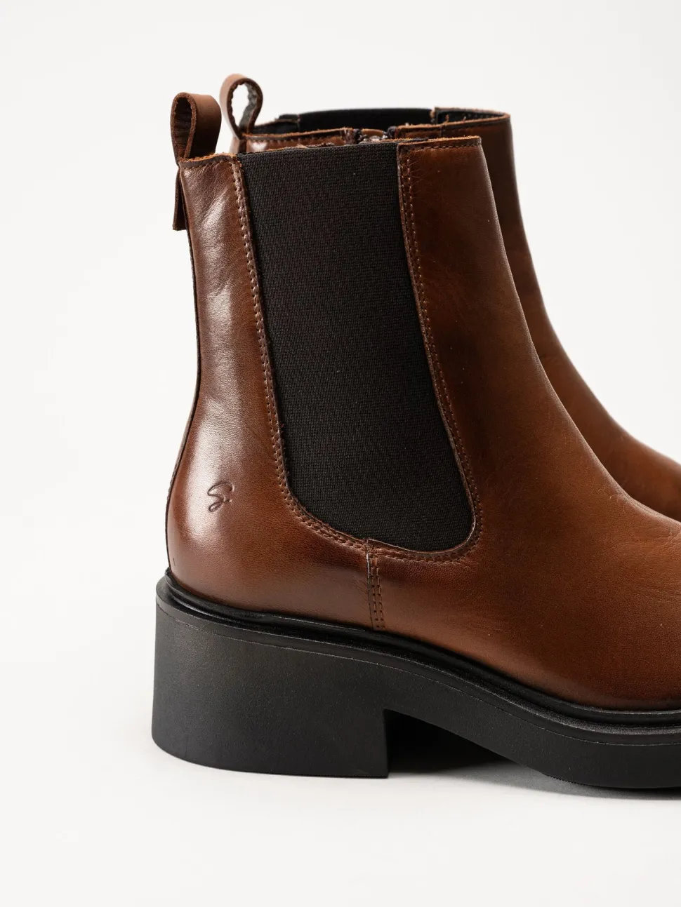 Shoedesign Copenhagen - Saddle - Bruna chelsea boots i skinn