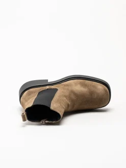 Shoedesign Copenhagen - Saddle - Bruna chelsea boots i mocka