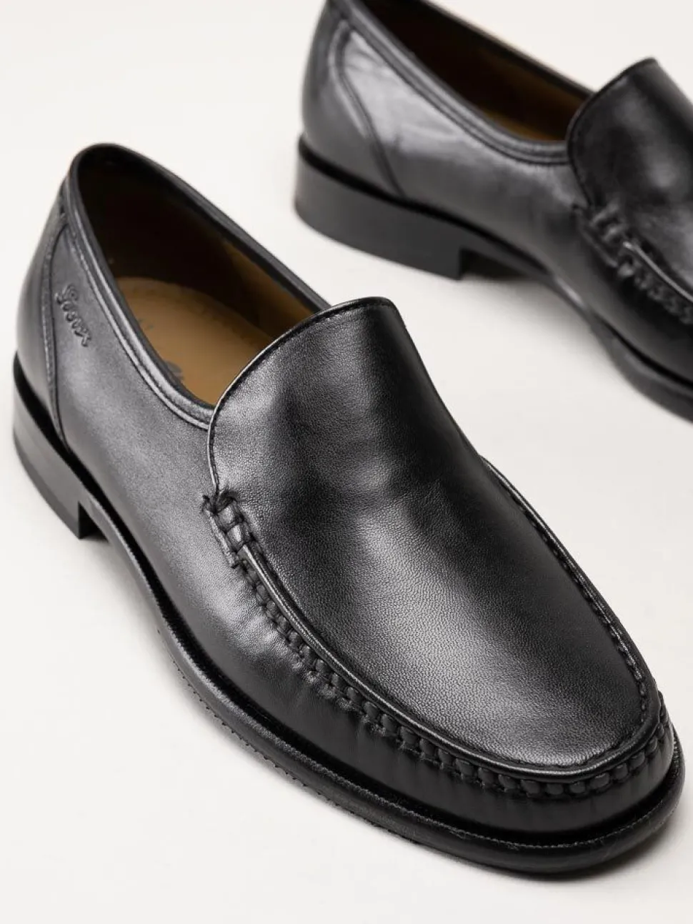 Sioux - Carol - Svarta loafers i skinn