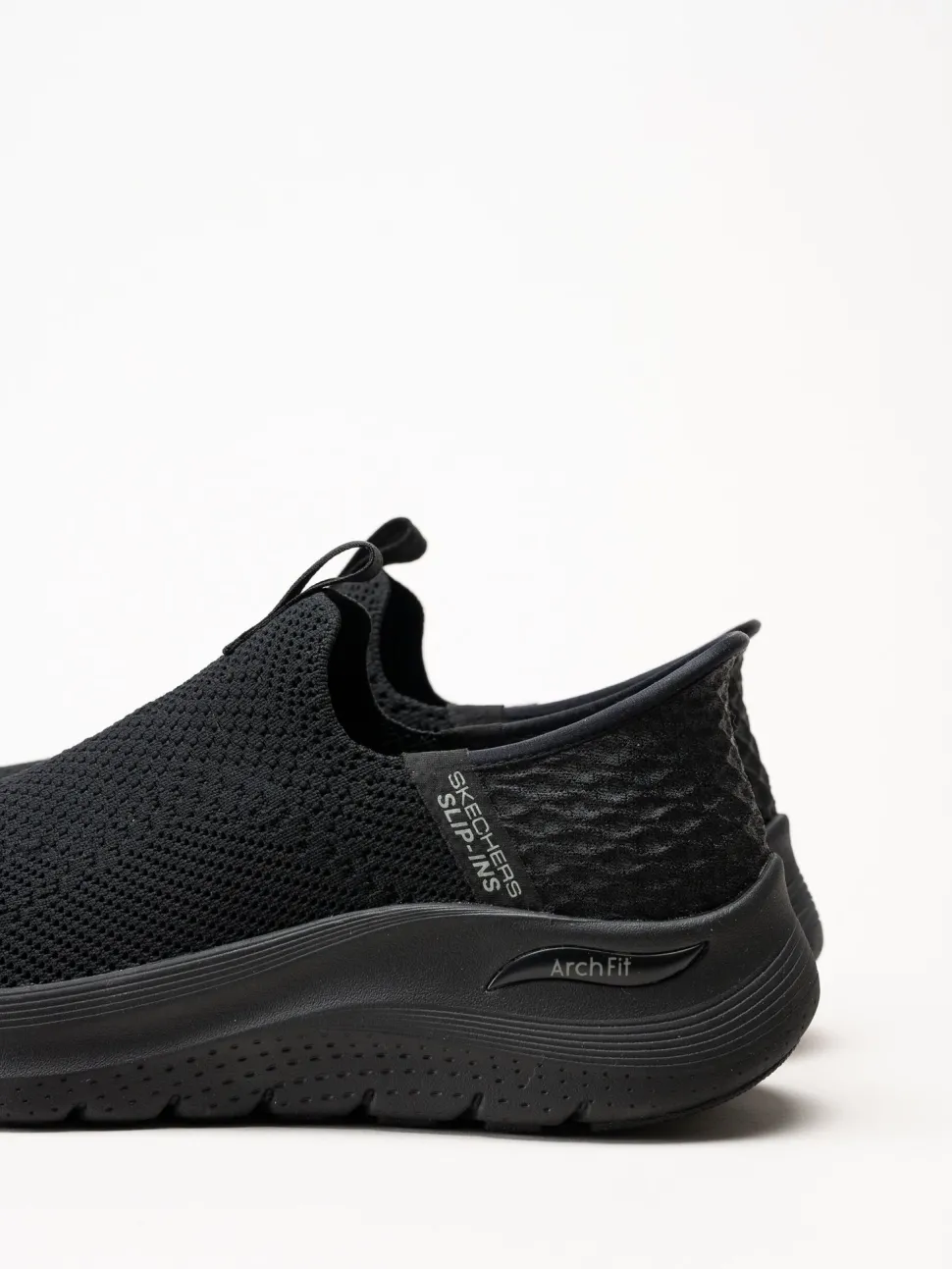 Skechers - Arch Fit 2.0 Crayn - Svarta slip-ins sneakers i mesh