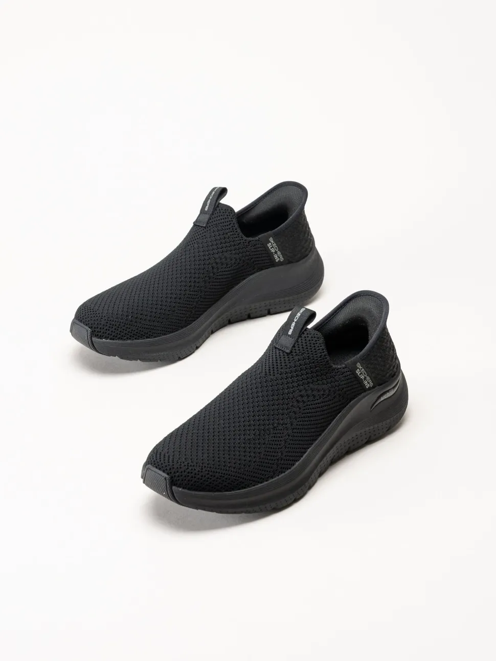 Skechers - Arch Fit 2.0 Crayn - Svarta slip-ins sneakers i mesh