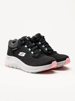 Skechers - Arch Fit 2.0 - Svarta vattentäta sportskor