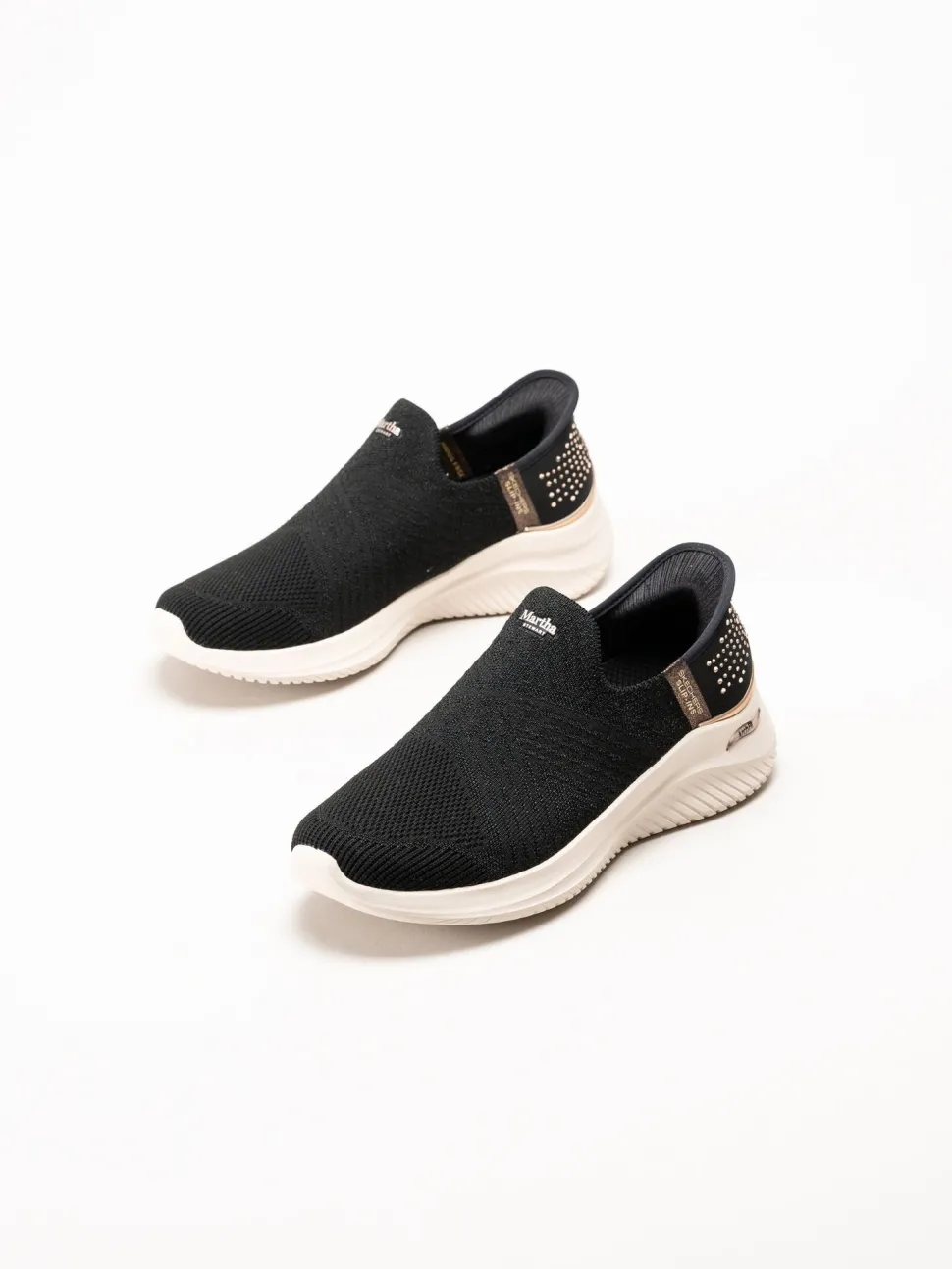 Skechers - Arch Fit Ultra Flex 3.0 Martha - Svarta slip-ins sneakers
