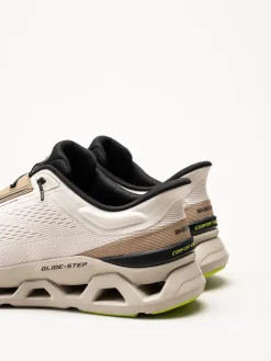 Skechers - Glide Step Altus - Beige slip-ins sneakers i mesh