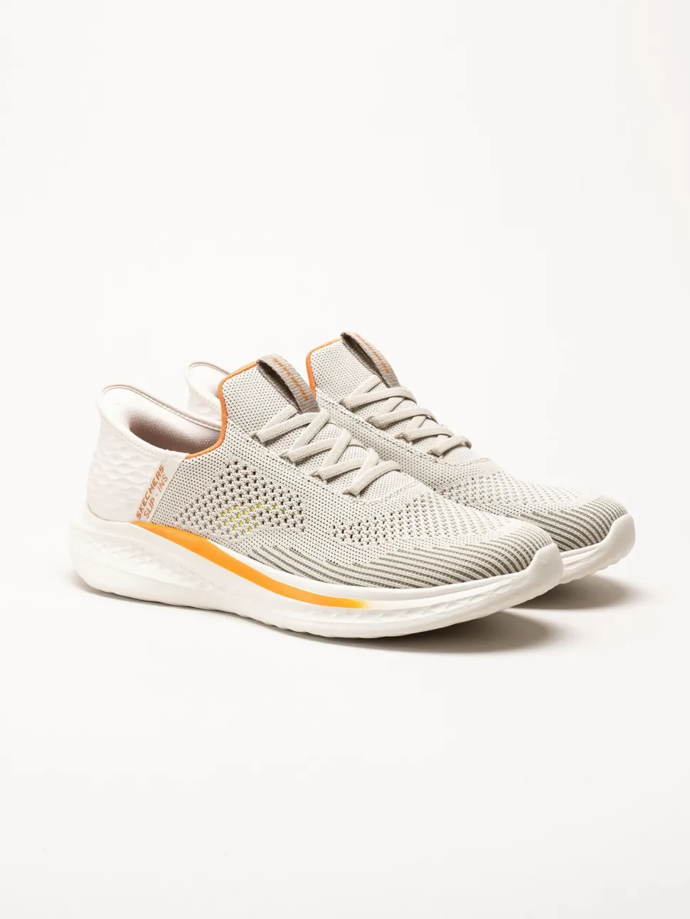 Skechers - Relaxed Fit - Beige slip-ins sneakers