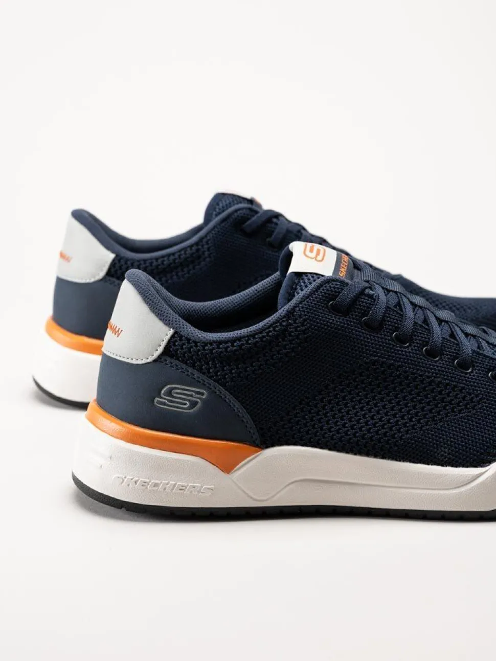 Skechers - Relaxed Fit Corliss Dorset - Mörkblå sneakers i textil