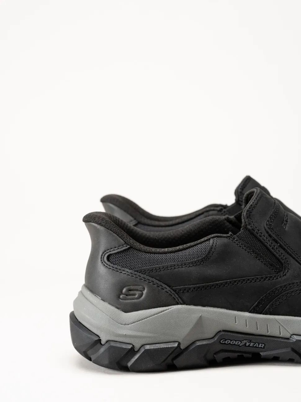 Skechers - Relaxed Fit - Svarta promenadskor