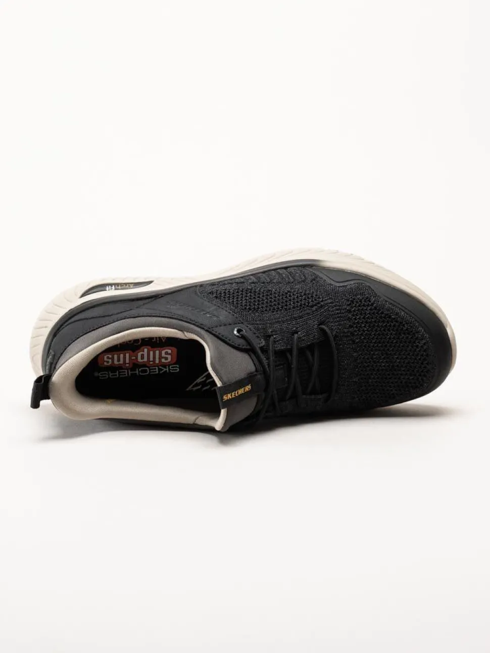 Skechers - Relaxed fit - Svarta slip-ins sneakers i mesh