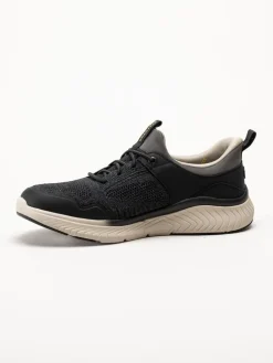 Skechers - Relaxed fit - Svarta slip-ins sneakers i mesh