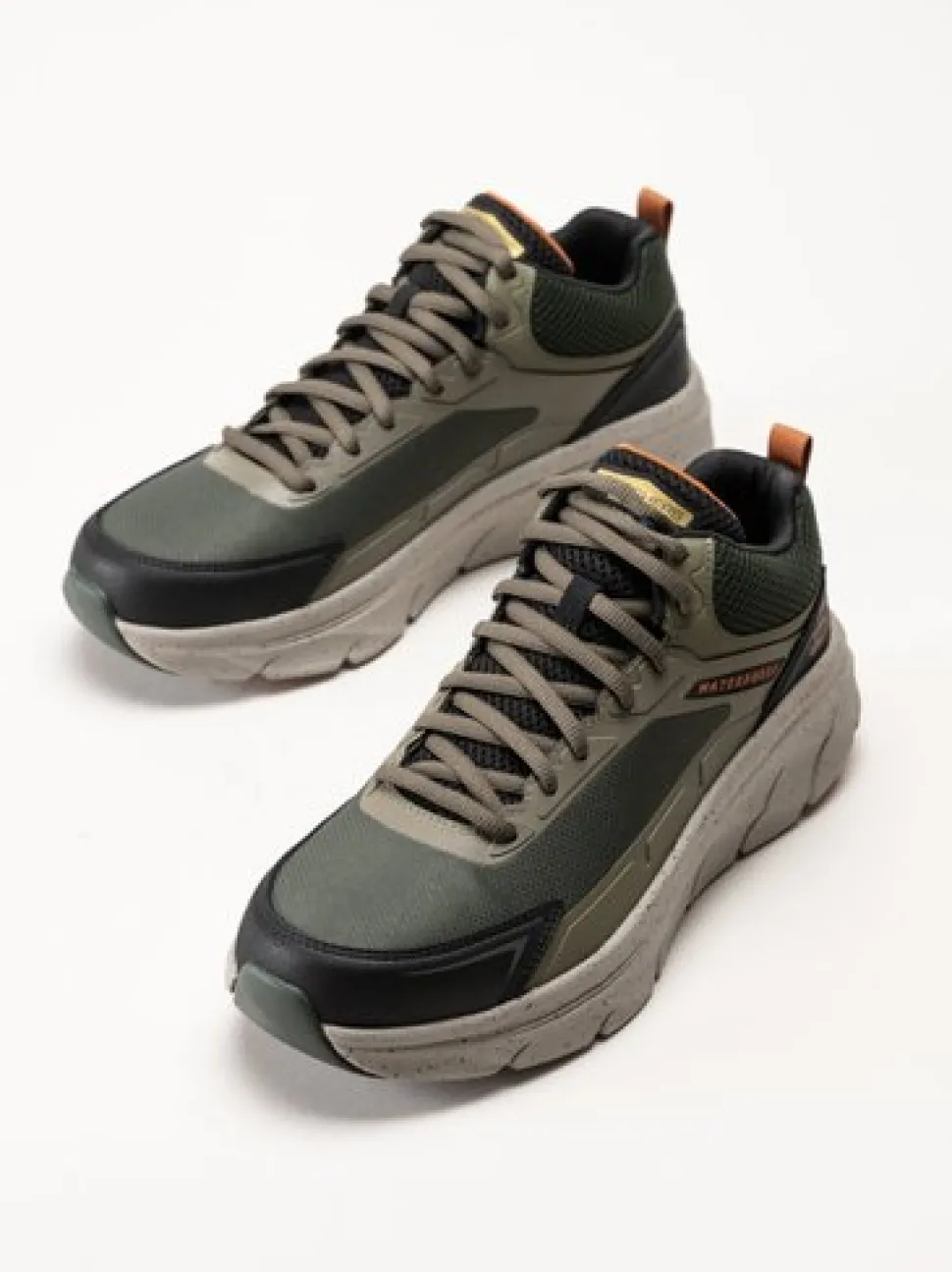 Skechers - Slip-Ins Conner - Rayne - Svarta slip-Ins promenadskor i oljad nubuck