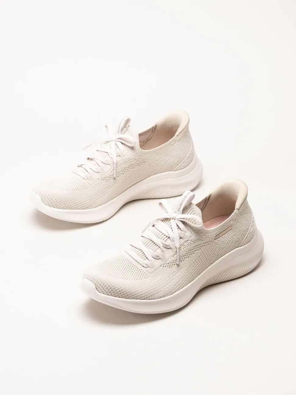 Skechers - Ultra Flex 4.0 - Beige slip ins sneakers
