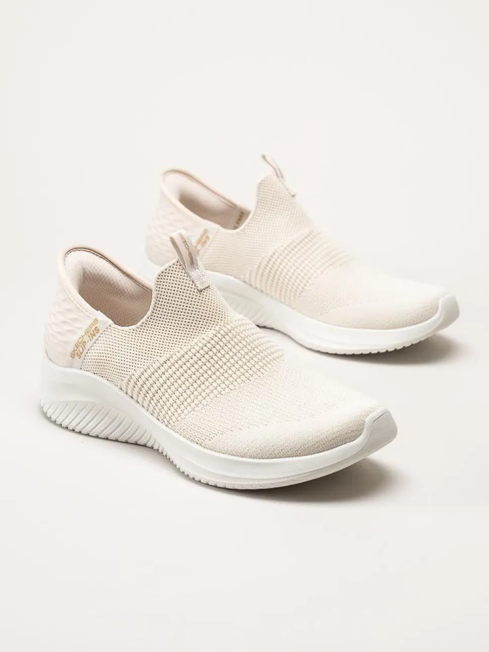 Skechers - Ultra Flex 3.0 Cozy Streak - Beige slip-ins sneakers i textil