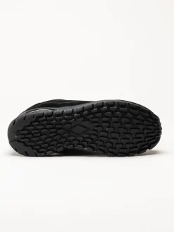 Skechers - UNO Rugged Chillproof - Svarta sneakers i mocka