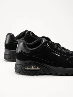 Skechers - UNO Rugged Chillproof - Svarta sneakers i mocka
