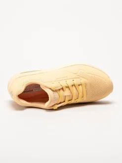Skechers - Uno - Stand On Air - Gula sneakers i skinnimitation