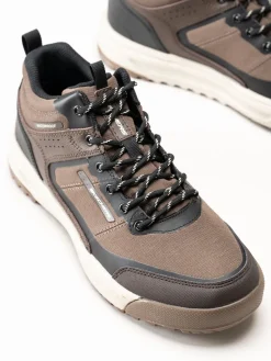 Skechers - Urban Street Hiker - Bruna vattentäta promenadskor