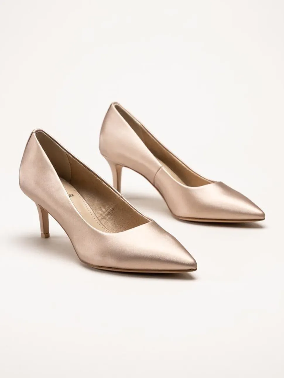 S.Oliver - Ljusrosa pumps med guldskimmer