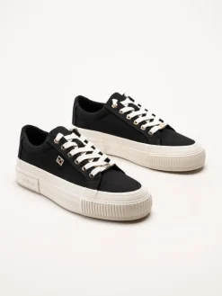 S.Oliver - Svarta platåsneakers i textil