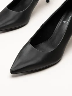S.Oliver - Svarta pumps med skimmer