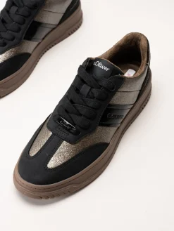 S.Oliver - Svarta sneakers med partier i mörk guldfärg