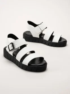 S.Oliver - Vita sandaler i skinnimitation