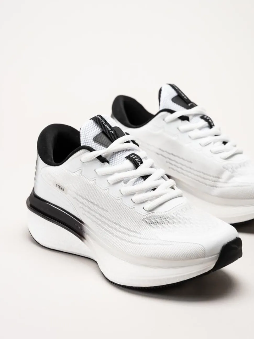 STENK - Alsen - Vita sportiga sneakers