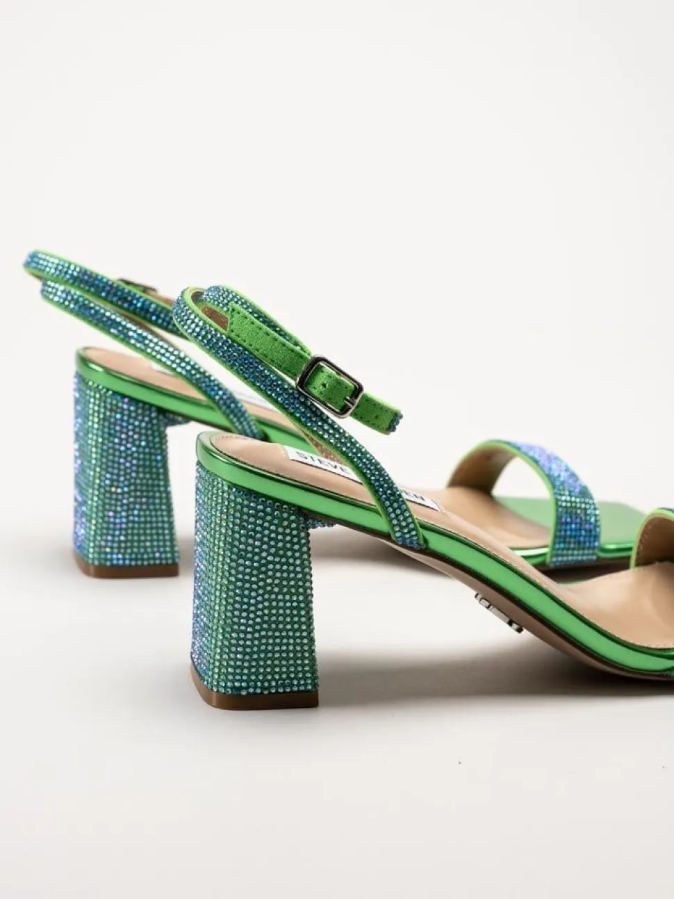Steve Madden - Luxe-R - Gröna sandaletter med strass