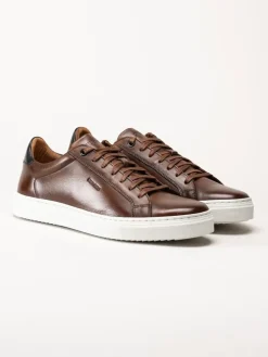 Strömberg - Arezzo - Bruna sneakers i skinn