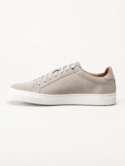 Strömberg - Arezzo - Ljusgrå sneakers i mocka