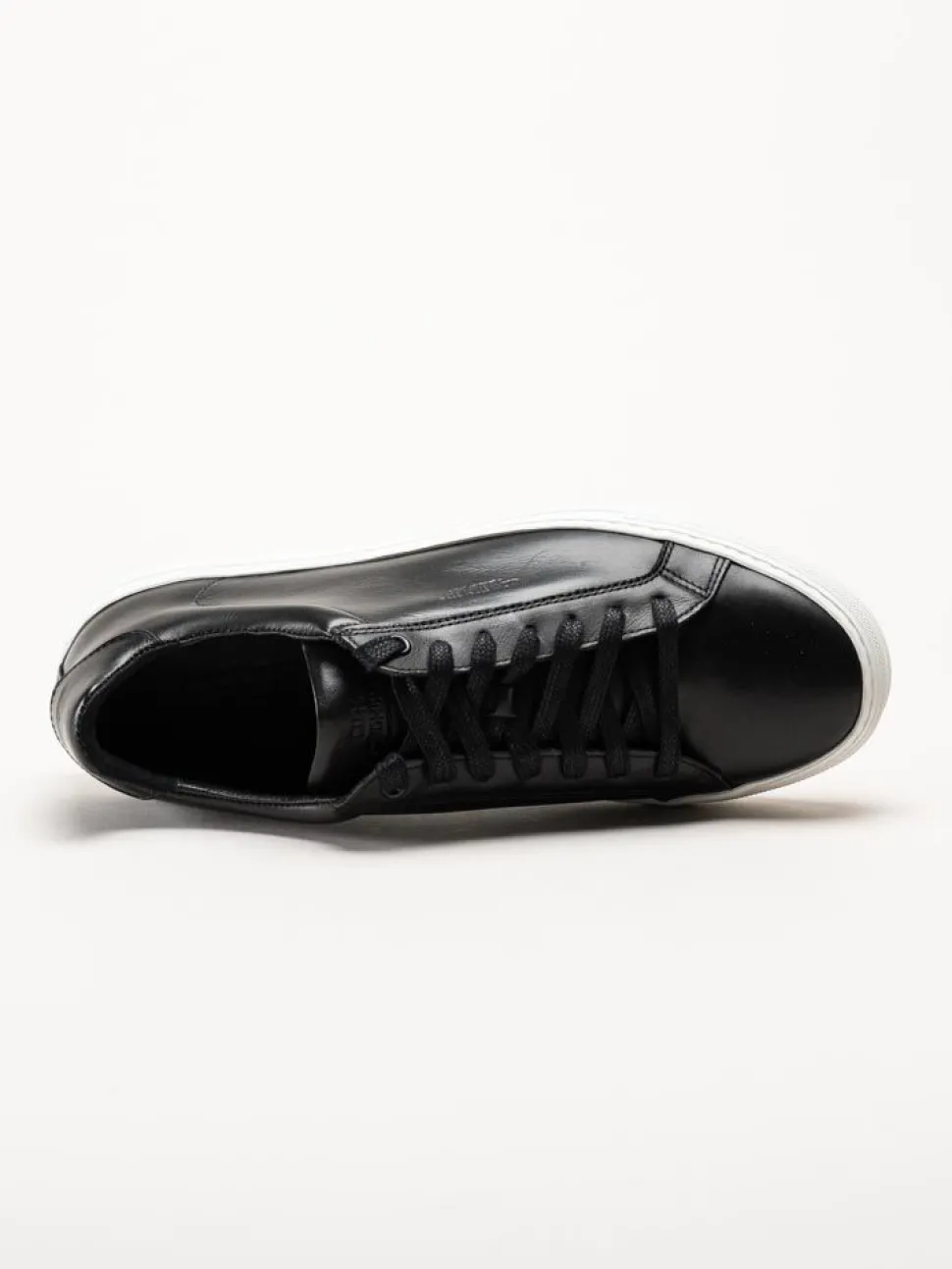Strömberg - Arezzo - Svarta sneakers i skinn