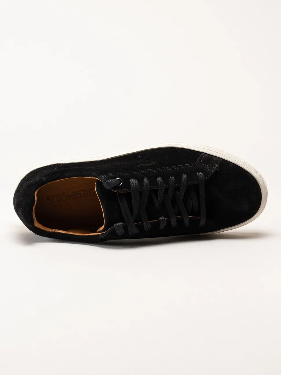 Strömberg - Arezzo - Svarta sneakers i mocka