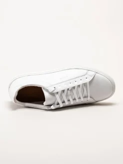 Strömberg - Arezzo - Vita sneakers i skinn