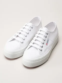 Superga - 2740 Platform - Vita platåsneakers i textil