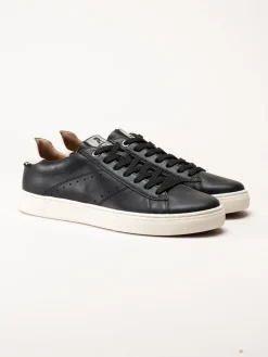 Svarta sneakers i skinn