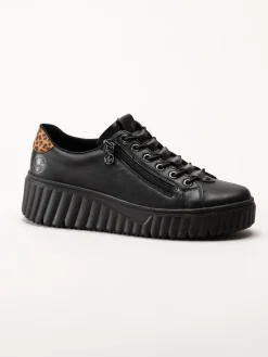 Svarta sneakers i skinn