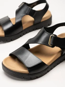 Sweeks - Gabriela - Svarta sandaler i skinn