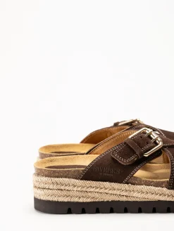 Sweeks - Sonja Cross - Mörkbruna sandaler i mocka